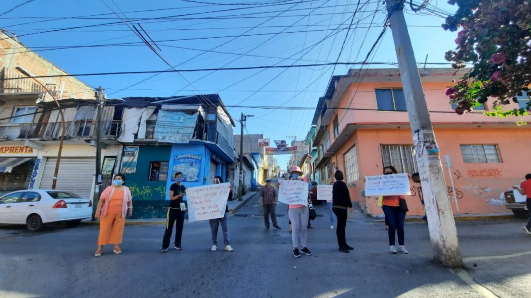 Vecinos de San Mateo exigen agua a Capach - El Sol de Chilpancingo