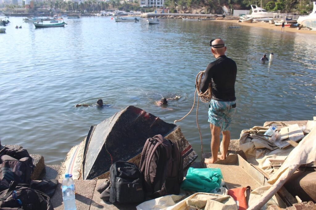 Realizan el primer torneo de pesca de basura en playas de Acapulco - El Sol  de Chilpancingo