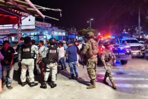 Ataque armado deja dos muertos a unos metros de la Costera Miguel Alemán