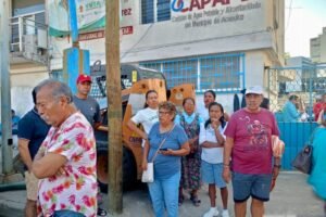 Vecinos de la colonia Lázaro Cárdenas toman toma de agua de Capama por desabasto