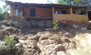 Comuneros de San Miguel Totolapan demandan reconstrucción tras daños por sismo