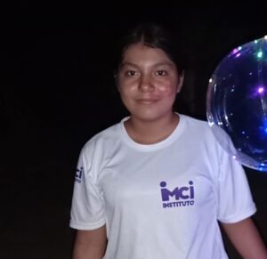 Solicitan apoyo ciudadano para localizar a adolescente desaparecida en Zihuatanejo