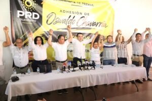 Anuncia PRD adhesión de Oswaldo Chavarría a sus filas