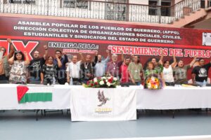 Reconocen a periodistas y luchadores sociales con la XIX Presea Popular “Sentimientos del Pueblo”