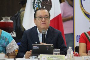 Javier Saldaña reconoce a Beatriz Mojica, pero cuestiona proceso interno de Morena