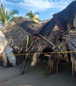 Turisteros de Bahías de Papanoa olvidados y abandonados tras sufrir daños provocados por los fenómenos naturales