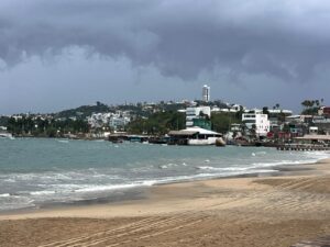 Registra Acapulco máximas precipitaciones por la tormenta tropical Simón