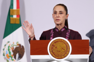 Sheinbaum llama a extremar precauciones por lluvias del huracán “Simón” en el Pacífico